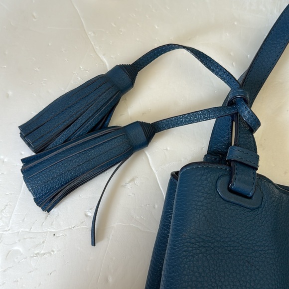 Tory Burch tote - Picture 3 of 16